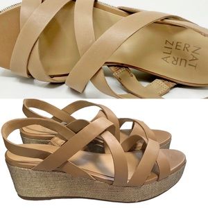 NATURALIZER "UNIQUE" Flatform LeatherTan‎ Sandal 9W